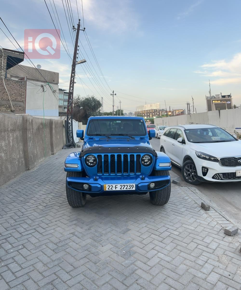 جیپ گلادیەتەر